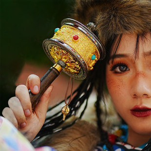 西藏旅拍纪念品四色手摇转金轮藏族手持手转金筒六字真言转简经纶
