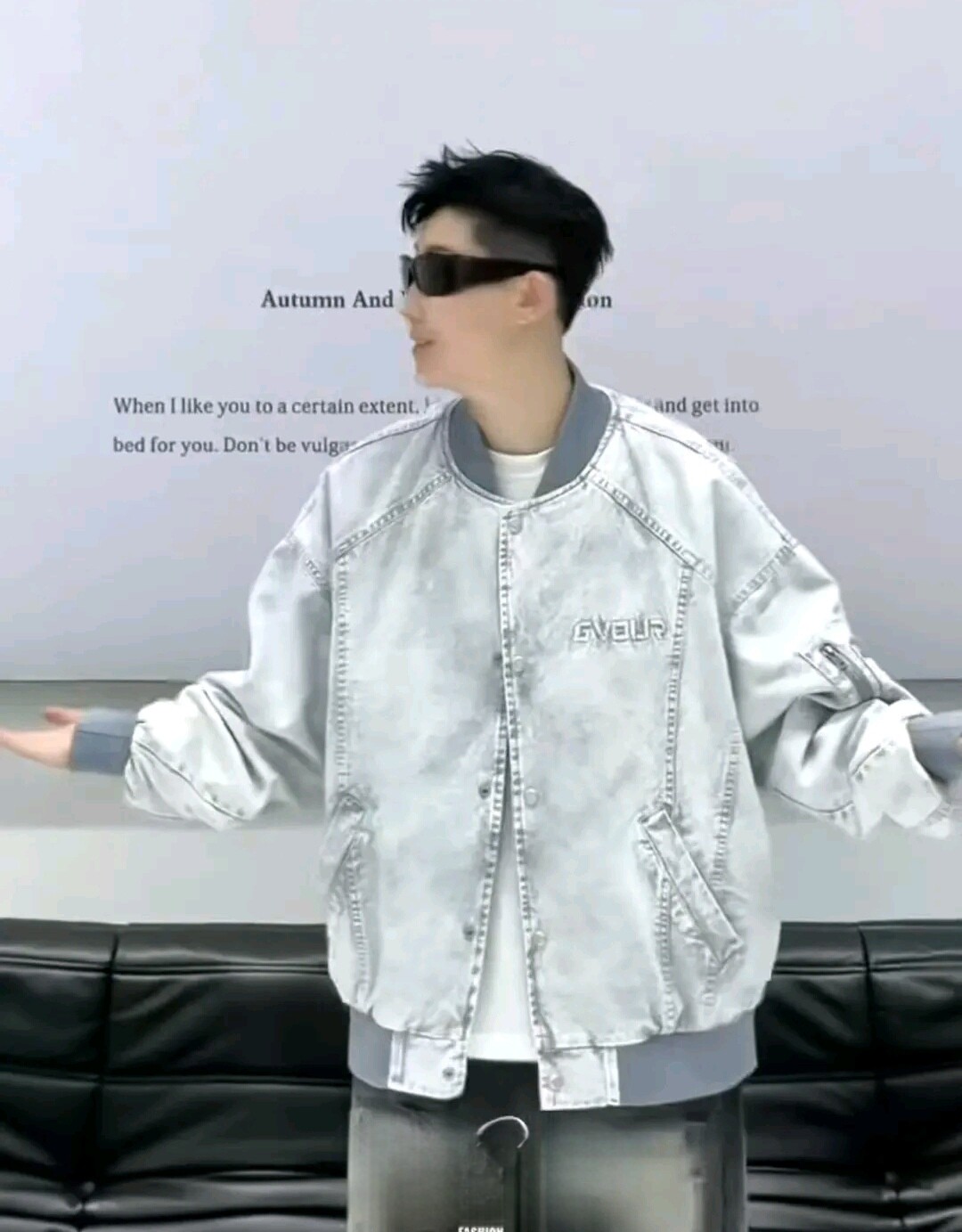 巴家风做旧脏脏灰刺绣棒球服男新牛仔外套