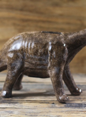 泰国手工新居手绘动物存雷龙迷惑三角霸王龙储蓄罐家居摆件礼钱罐