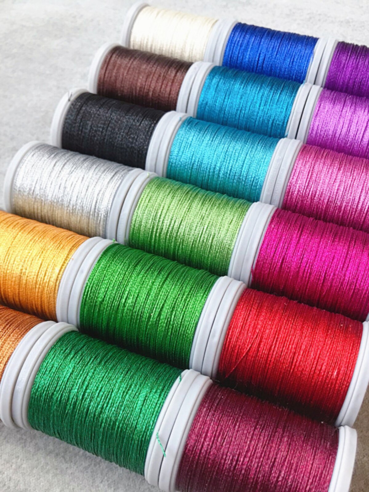 U7 BI QI FANG 3 STRANDS OF WAX GOLD THREAD COLOR GOLD WAX LINE DAZZLING HANDMADE DIY BRAIDED ROPE MATERIAL BRAIDED LOTUS WINDING QIANQIAO
