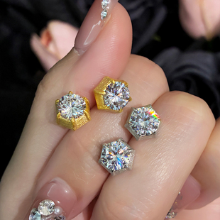 质感超棒喷砂1克拉人造仿真钻钻石耳钉磨砂老钱风耳饰925银男女款