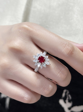 通勤1克拉方形鸽血红红宝石戒指