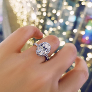 高级感3克拉椭圆形人工钻石戒指不掉色鸽子蛋钻戒女仿真求婚订婚