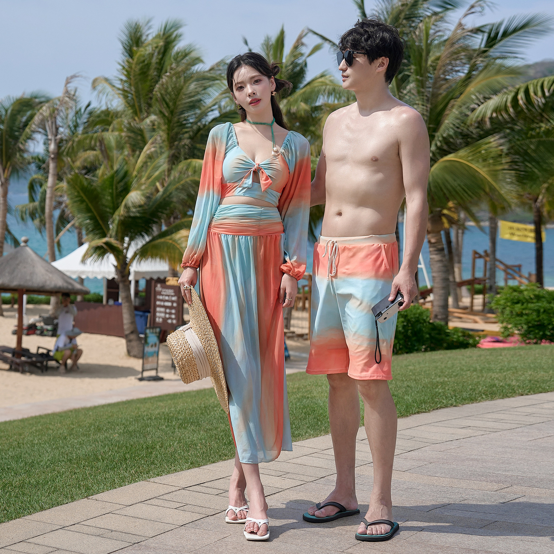 时尚防晒长袖小胸聚拢保守比基尼三件套情侣游泳衣男沙滩裤女泳装