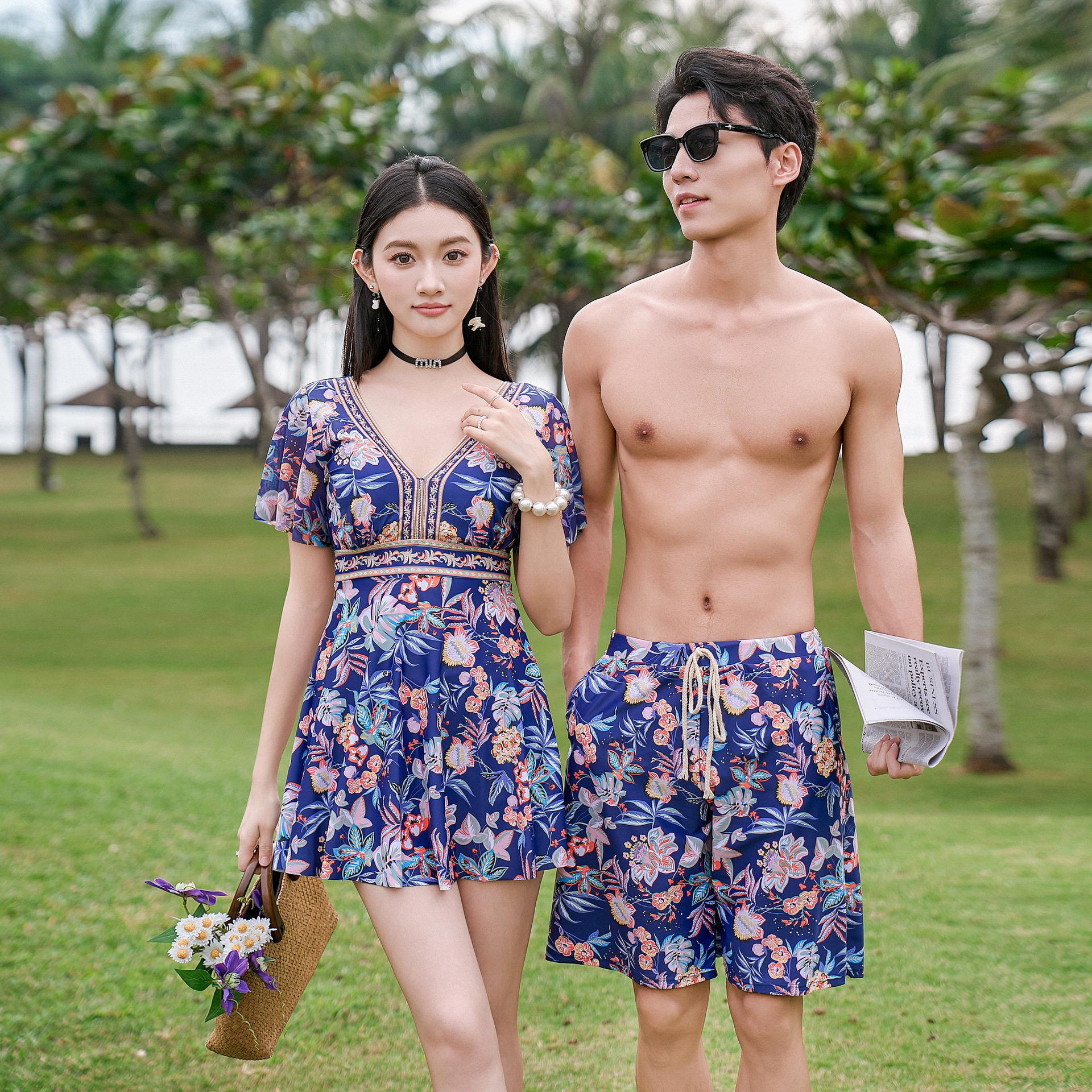 情侣装泳衣新款钢托小胸聚拢保守平角裤分体裙式沙滩温泉泳装加大