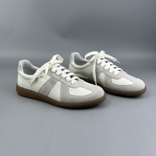 时尚小灰鞋平底女单鞋圆头德训鞋