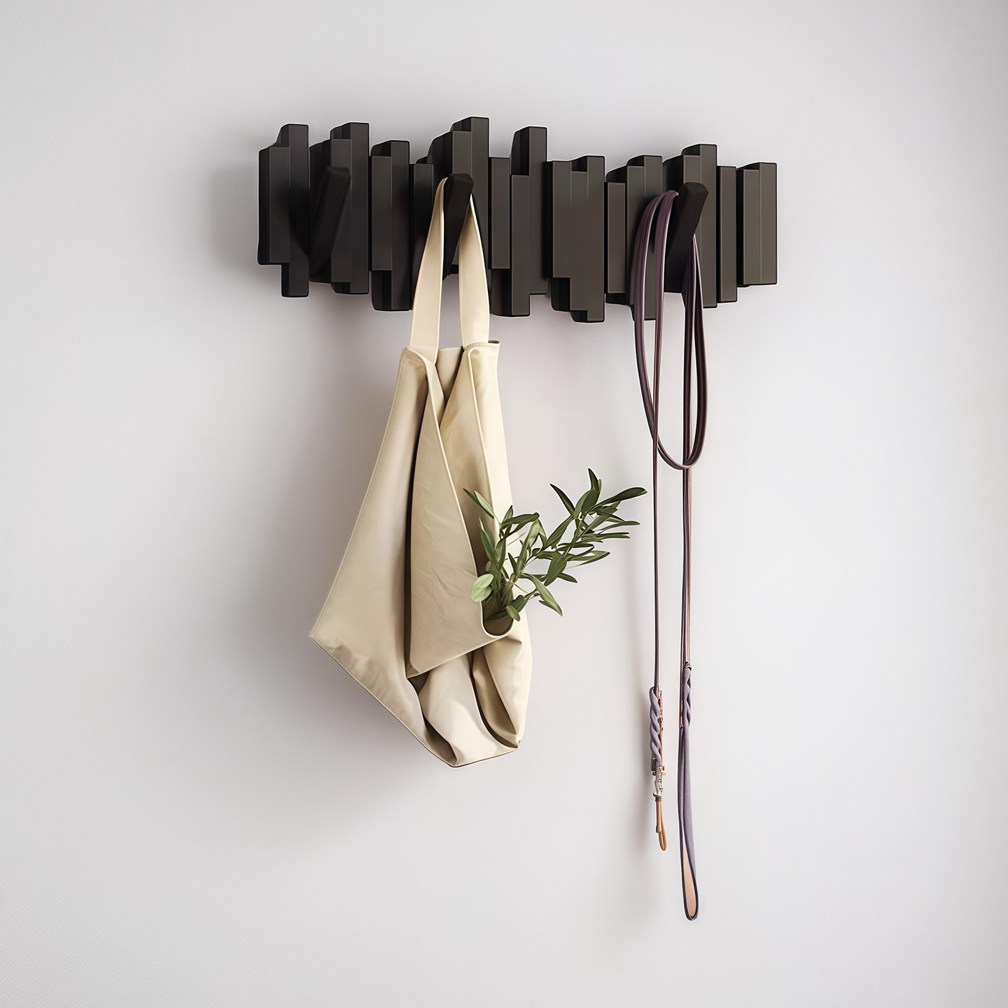 umbra入户门墙壁上衣服挂衣架