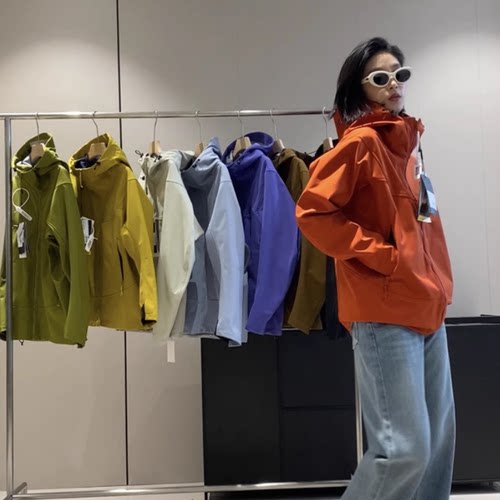 户外冲锋衣夹克特氟龙三防黑科技