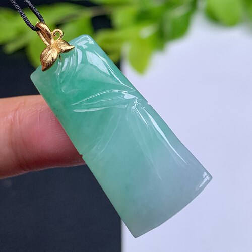 天然缅甸翡翠A货翠阳绿竹节吊坠完美实拍玉吊坠项链吊坠女款翡翠