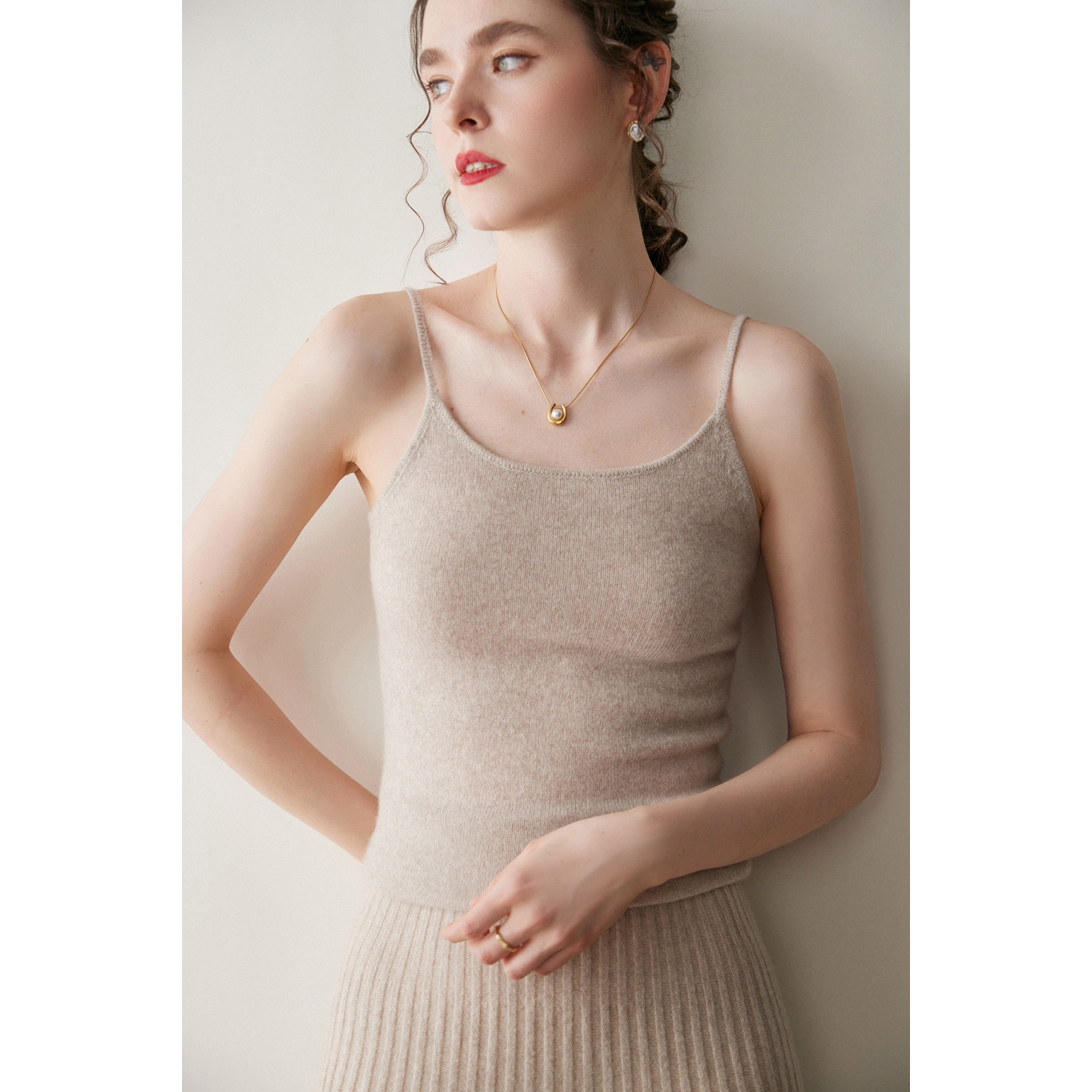 秋冬新款细带U领羊绒吊带背心