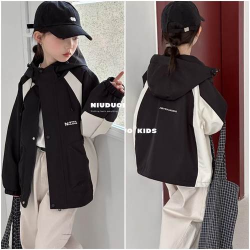 牛哆哆撞色连帽工装冲锋衣外套