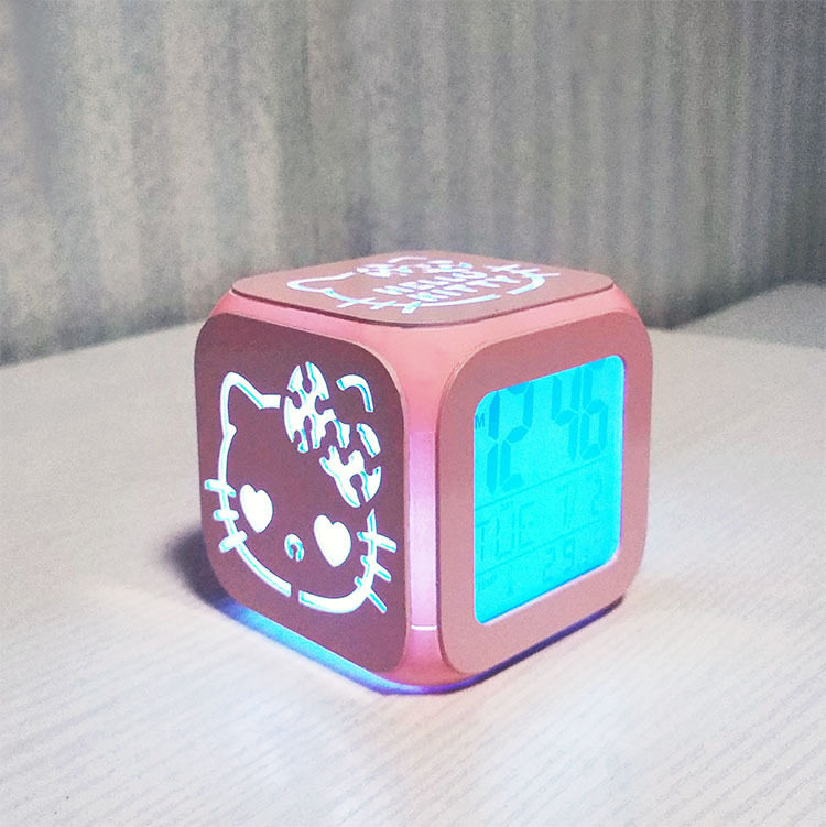 hello kitty猫3D立体小闹钟创意LED小夜灯电子钟床头钟卧室气氛灯