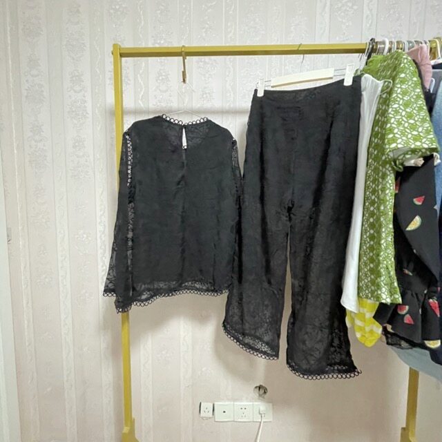 广州货 长袖蕾丝上衣+九分蕾丝裤 两件套蕾丝套装0724