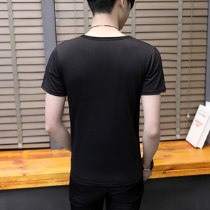夏天小人头卫衣男个性奶牛丝滑T恤短袖圆领套头印花透气白色751P7图片