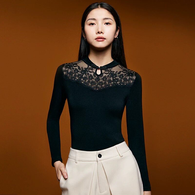 美奈川蕾丝拼接国风女士长袖镂空2025春季新款上衣显瘦修身打底衫