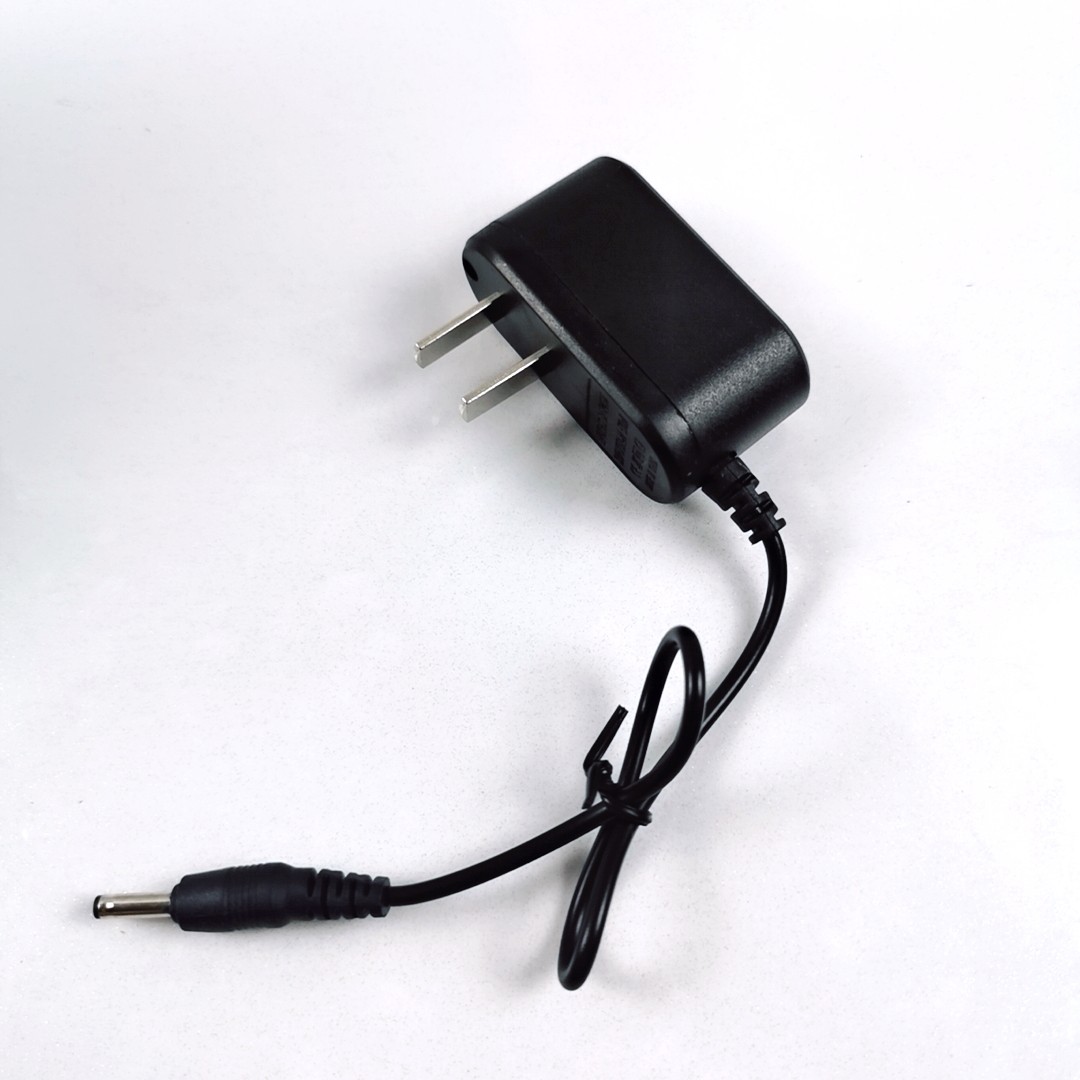 공수 군인 LIANGZHIWEI 충전기 초고휘도 손전등 전조등 4 포인트 2V 범용 500HA1000HA