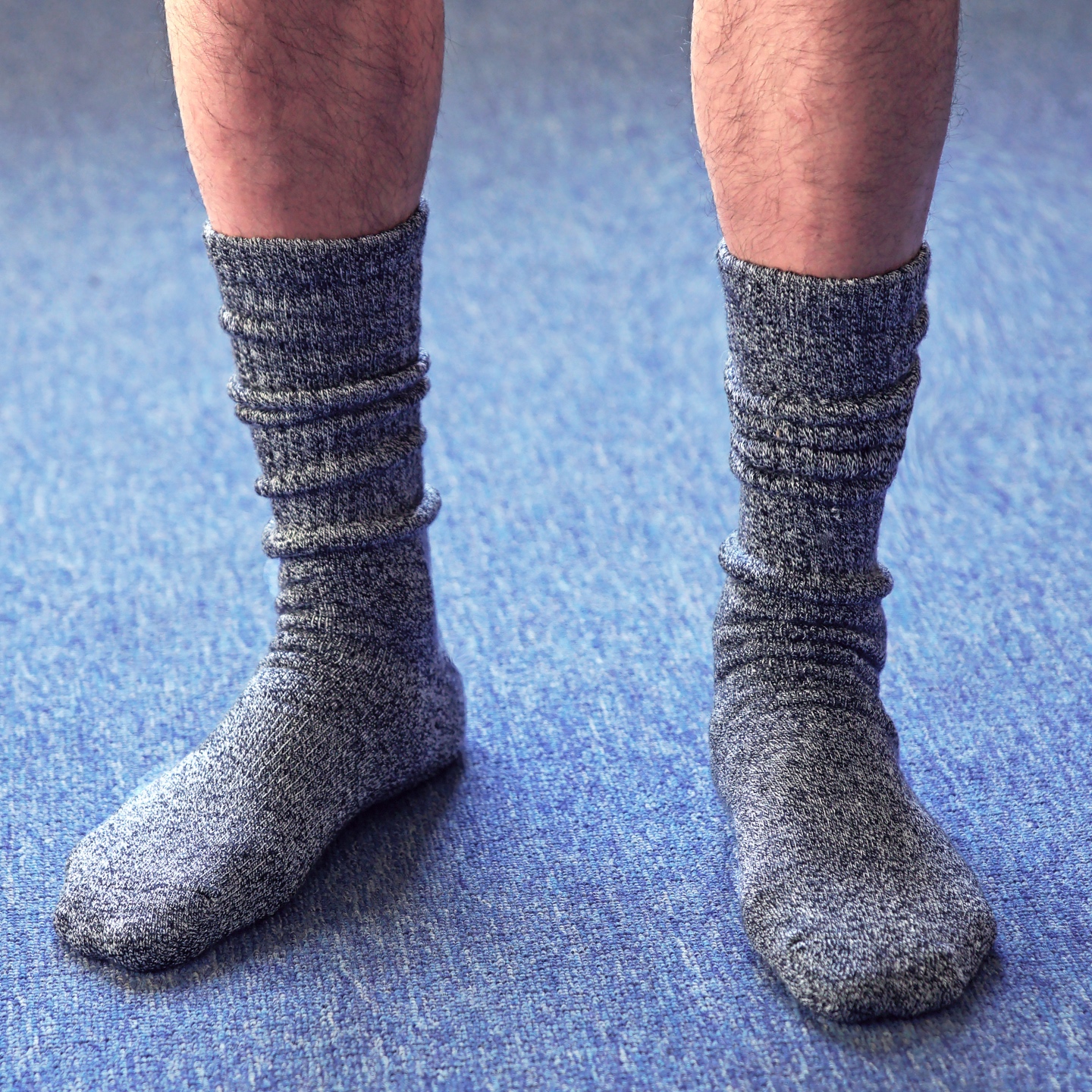 Weekan深浅灰中筒堆堆长袜男女