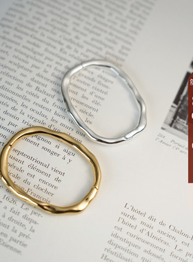 高级轻奢金属水波纹手镯