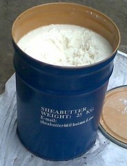 德国进口乳木果油脂200ml手工皂护肤品口红DIY基础油修护按摩材料