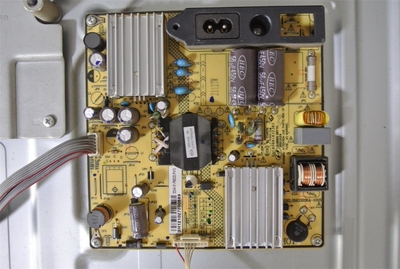 TCL LE39D8800 L32F3320B 32CE660LED原装电源板 SHG3206A-101H