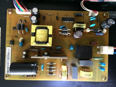 长虹LED39C2080i LED39C2000电源板 HSU25D-2M8 XR7.820.285V1.1