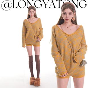 龙怼怼推荐【慵懒秋光】2025秋季新款纯欲性感韩系V领长袖宽松一