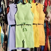 外贸健身套装 速干三四分弹运动高领内衣背心文胸瑜伽服 蜜桃臀短裤