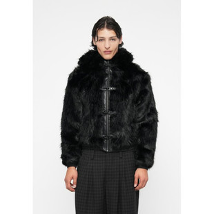 美女当家英国代购2025年冬季新款黑色连帽毛绒绒时尚都市夹克外套