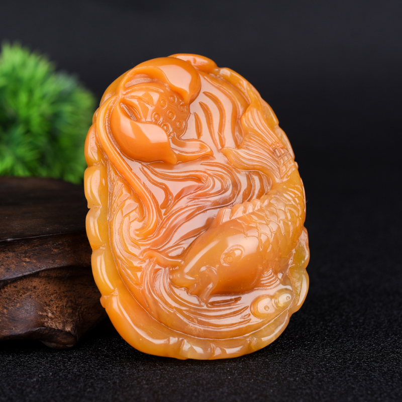 天然云南黄龙玉连年有鱼玉把件手把件金鱼莲蓬金玉满堂玉器玉佩