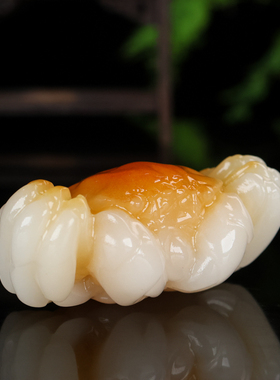 天然和田玉籽料螃蟹手把件