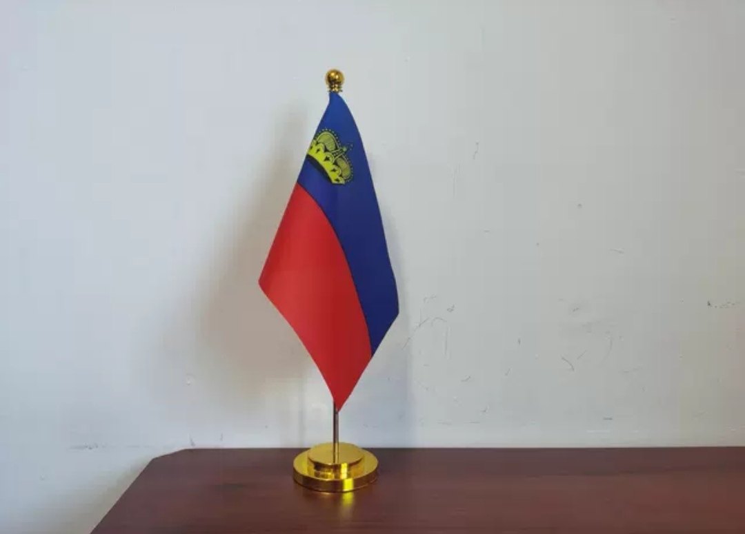 列支敦士登国旗办公桌旗桌面台面摆件列支敦士登小国旗小旗子,文具电教/文化用品/商务用品,旗帜/锦旗,淘宝优惠券,粉丝福利购,淘宝优惠卷