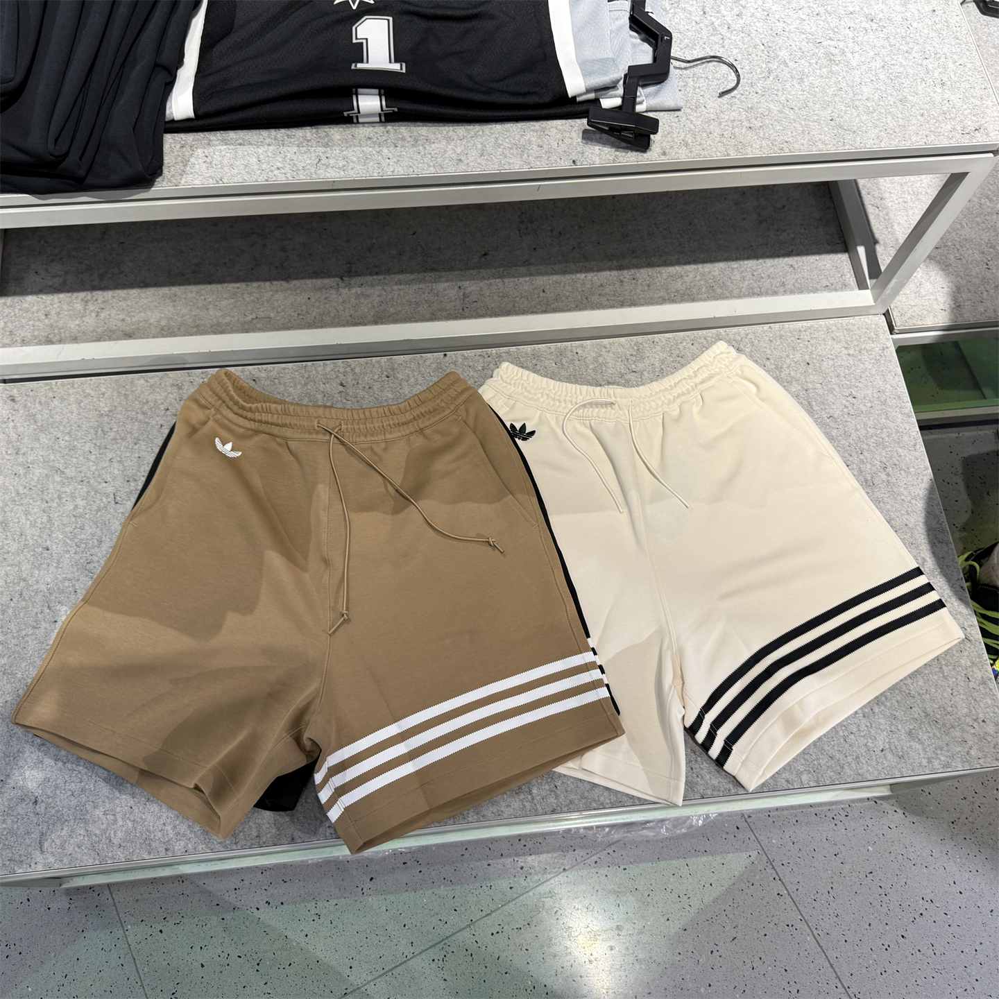 adidas三叶草短裤男25宽松运动休闲五分裤 HN6594 IW0974 JF9148