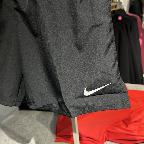 Nike/耐克 男子运动跑步训练休闲速干透气反光梭织短裤DV9345-010