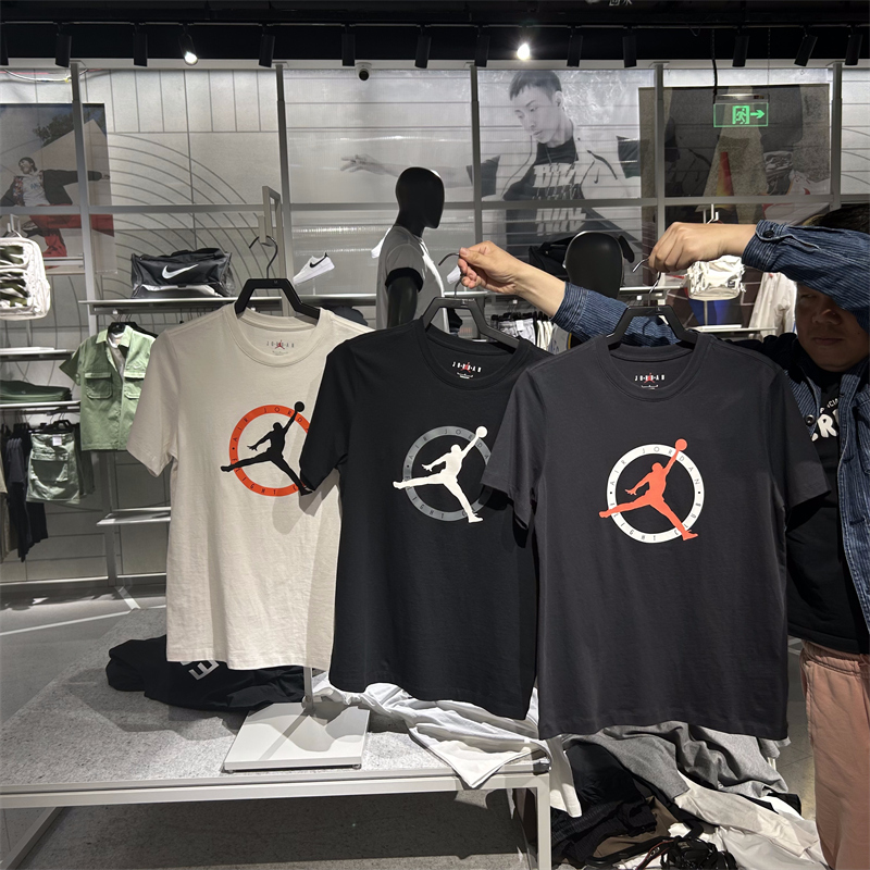 Nike/耐克运动圆领短袖T恤