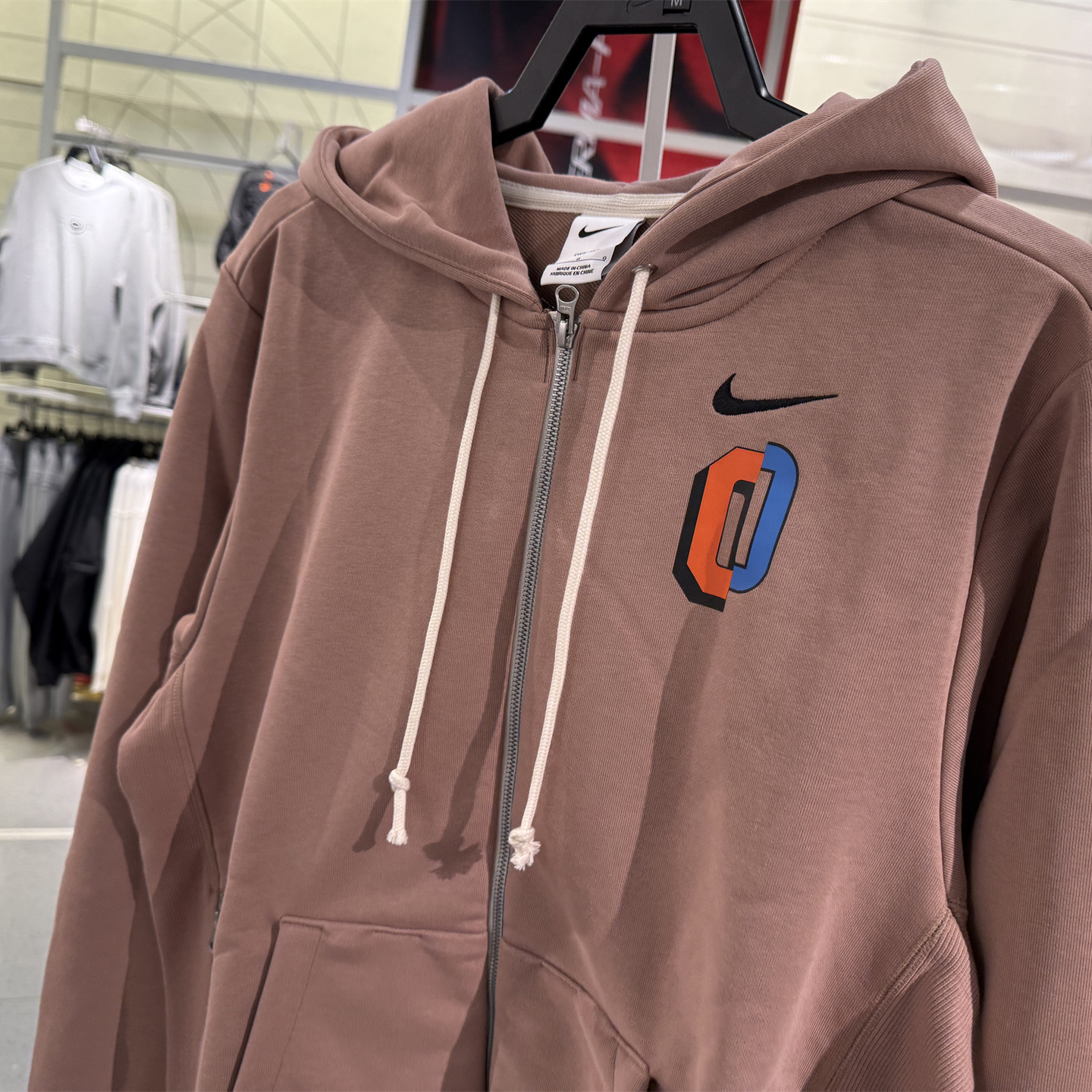 耐克男子速干篮球连帽衫冬季新款户外运动拼接外套NIKE IO7918