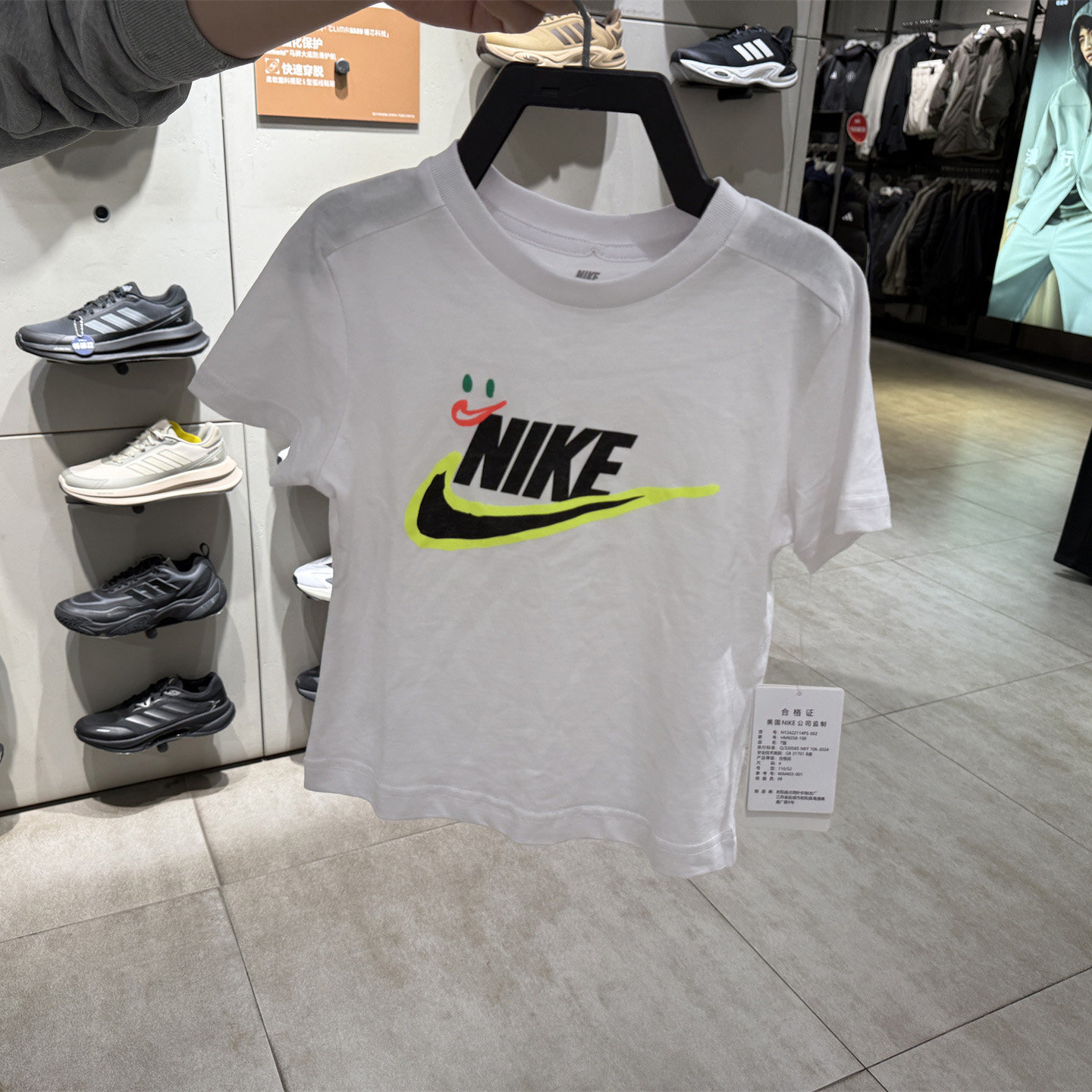 Nike/耐克 小童夏季舒适纯棉透气休闲圆领短袖T恤上衣HM9258,运动服/休闲服装,运动T恤,淘宝优惠券,粉丝福利购,淘宝优惠卷