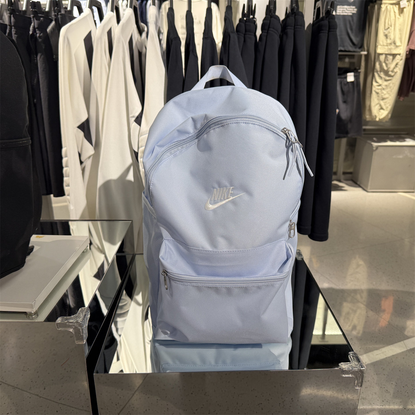 耐克书包中学生男生女生新款Nike双肩包轻便大容量旅行背包IB4343