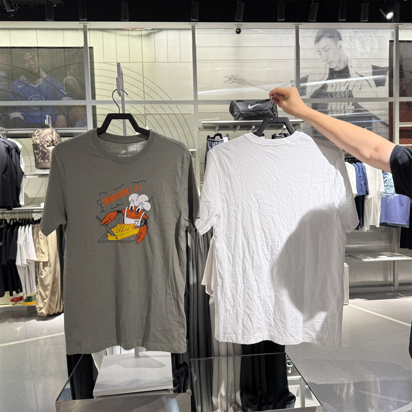 专柜正品Nike耐克男纯棉后背印花圆领透气半袖休闲运动T恤 FV3748,运动服/休闲服装,运动T恤,淘宝优惠券,粉丝福利购,淘宝优惠卷