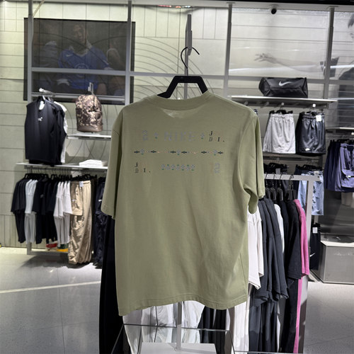专柜正品NIKE耐克BOXYBSB女背标印花休闲运动短袖T恤 II0446-397