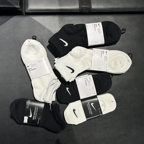 Nike/耐克3双透气针织运动袜