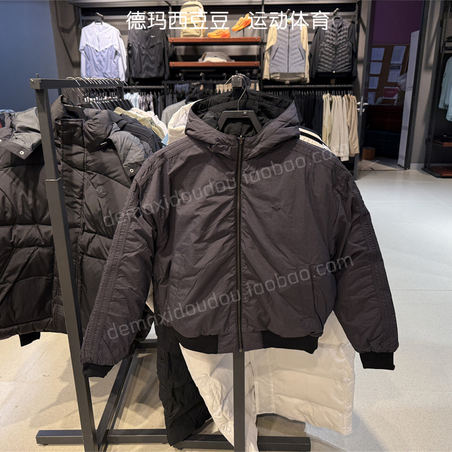 adidas三叶草女子双面穿连帽保暖运动棉服夹克外套KC1686/KC8421