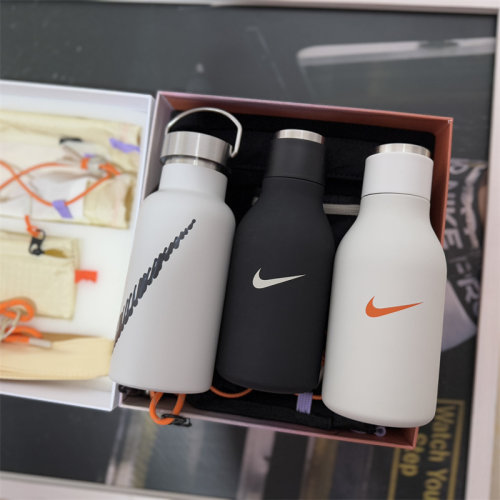 包邮【特价】Nike运动保温杯水壶套装黑色白色会员挑战礼 PG010