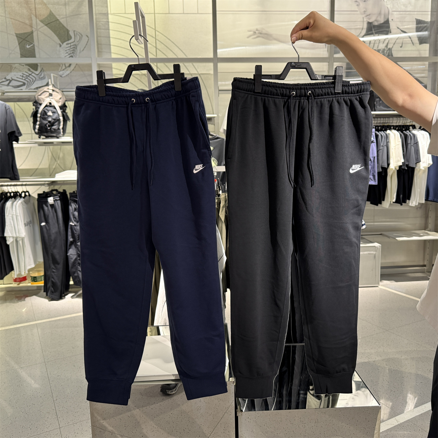 专柜正品Nike耐克男锥形休闲运动刺绣健身法式毛圈长裤卫裤FN3802