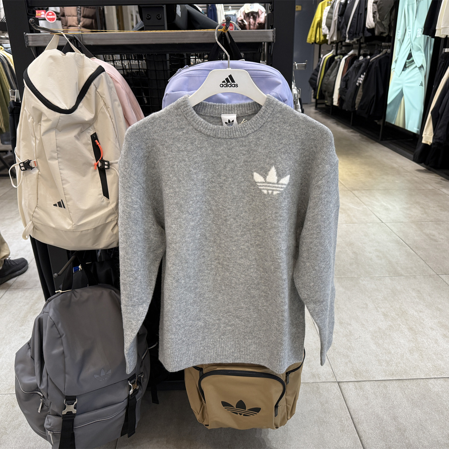 Adidas三叶草女经典LOGO宽松舒适保暖圆领运动卫衣KF2341/KF2339