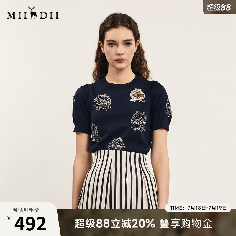畅销套头版型，兼具包容性和搭配性