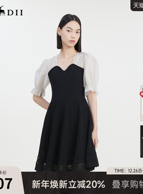 谜底中长款针织衫短袖女夏季新款V领拼接毛织连衣裙232MZ0876