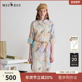 女2025夏新品 谜底衬衫 裙分袖 复古风度假印花宽松连衣裙252ML0631