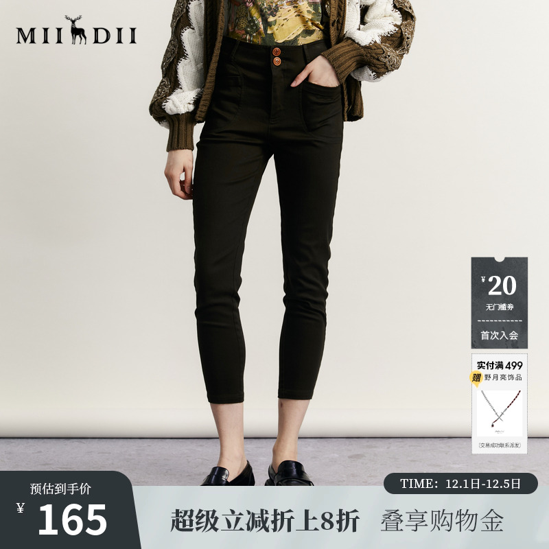 面料绵软，高腰设计修饰小腹