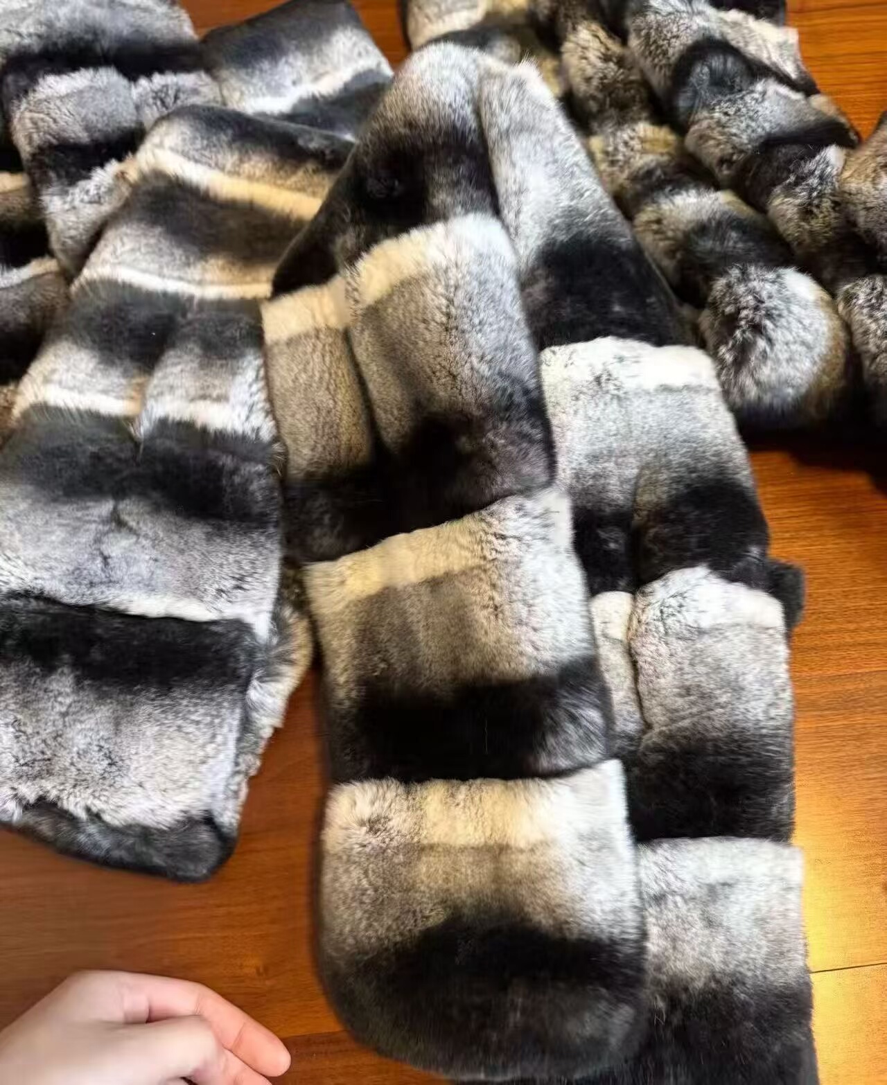 小兔围巾 进口高端雷克斯獭兔围巾浙变霜染围脖2025新款,个性定制/设计服务/DIY,皮草/羊绒类服饰加工定制,淘宝优惠券,粉丝福利购,淘宝优惠卷