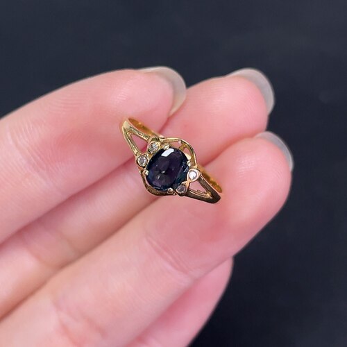 18K金镶嵌天然蓝宝石戒指女戒1.7克左右圈口16.5MM